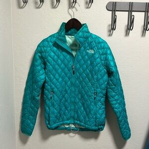The north face thermoball puffer